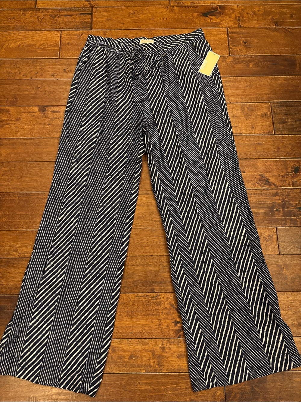NWT Michael Kors Navy Chevron Print Linen wide leg pants Sz 12.